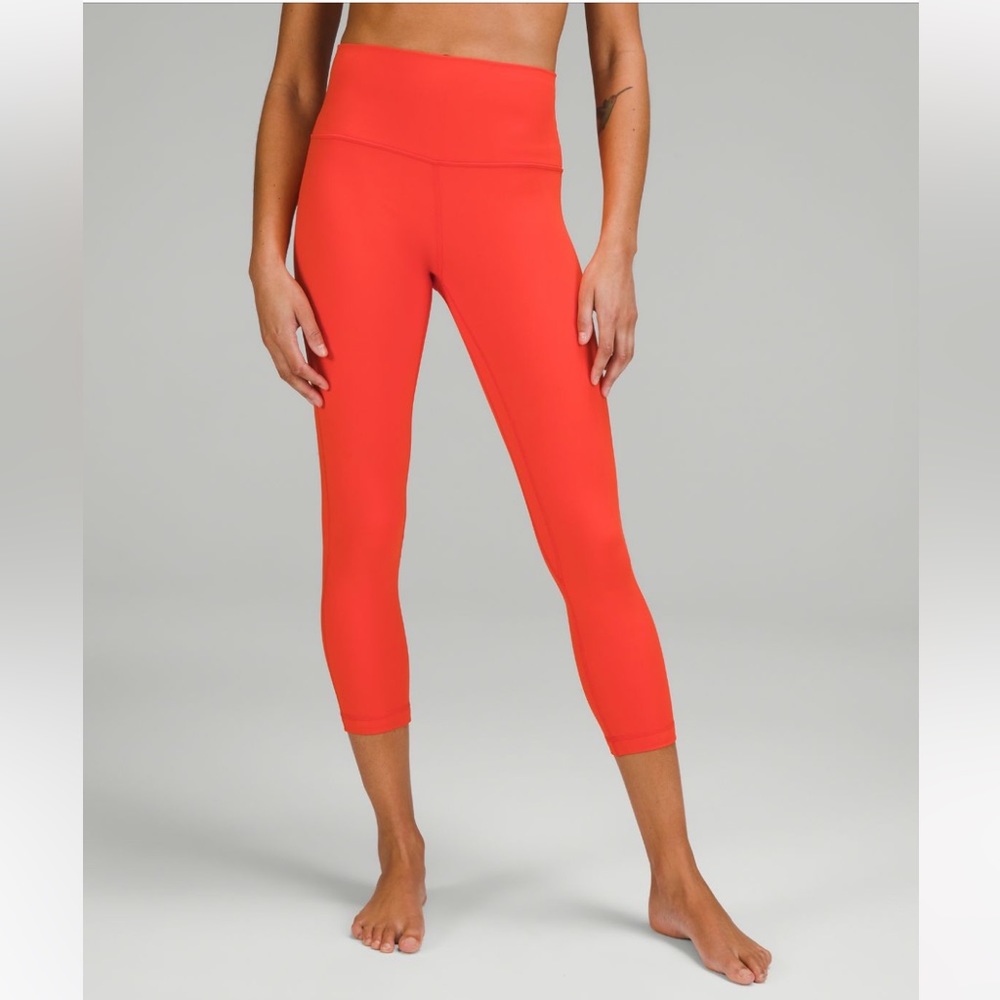 Like New : worn 2-3x Lululemon Solar Orange Align 23” sz 4